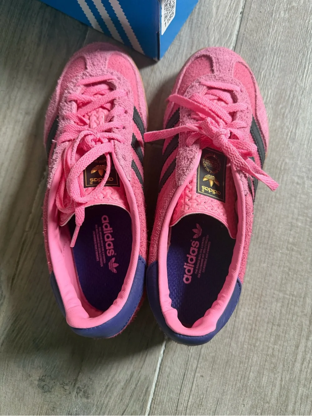 Women’s Gazelle 'Bliss Pink Purple' – Size US 6 W